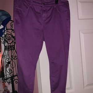 Melissa McCarthy purple jeans